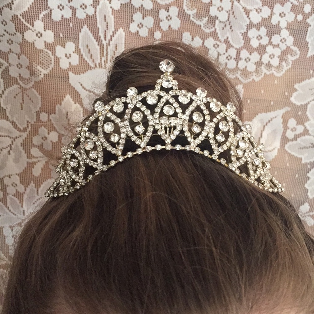 Bridal headpiece - Picture 2 of 8